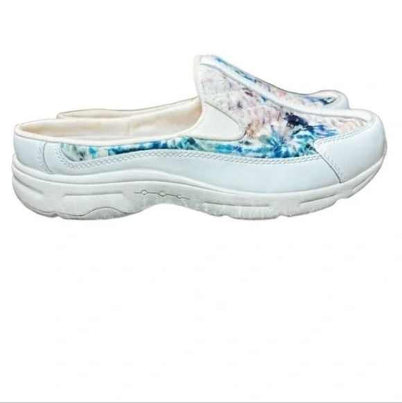 white  sneakers - Picture 3 of 6